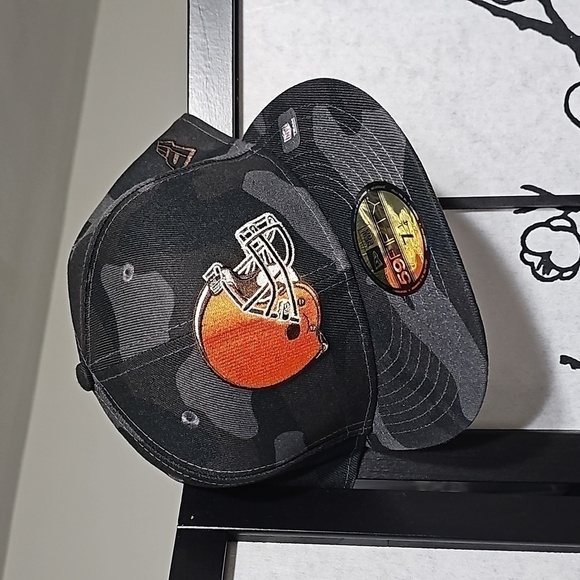 Cleveland‎ Browns Camo New Era Promodel Fitted Hat Size 7 1/4 NWT - Picture 1 of 9